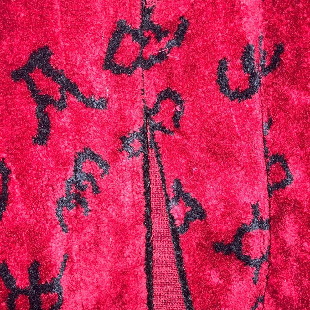Vintage‎ Red Carpet Fleece Jacket with Black Brand Print - Picture 6 of 12